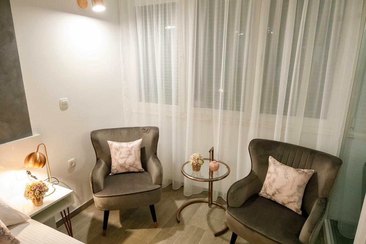 Rose Gold Rooms & Studio With Balcony Split Extérieur photo