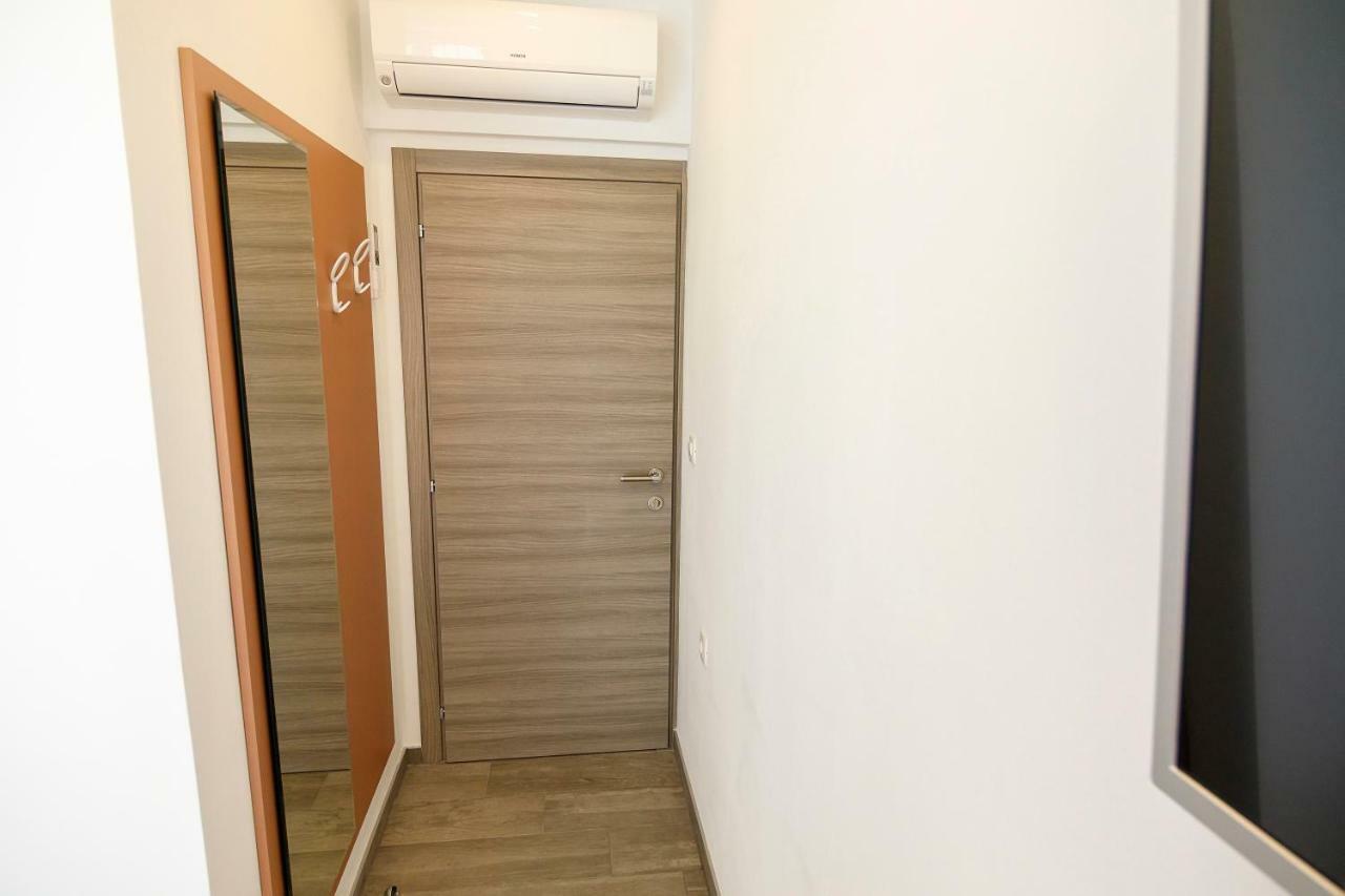 Rose Gold Rooms & Studio With Balcony Split Extérieur photo